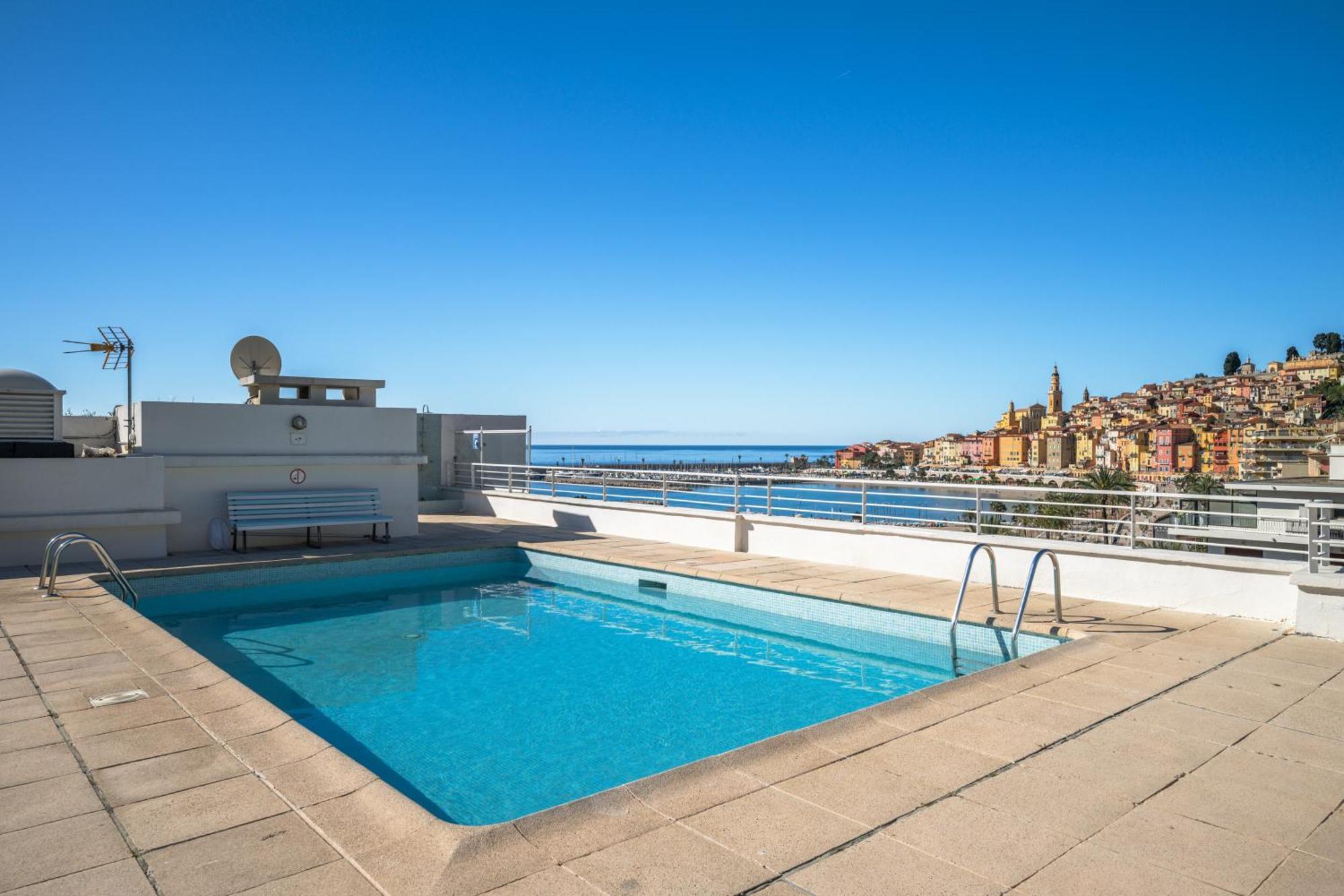 Le Rocamare - Piscine Toit Terrasse - Parking Prive - Terrasse Lägenhet Menton Exteriör bild